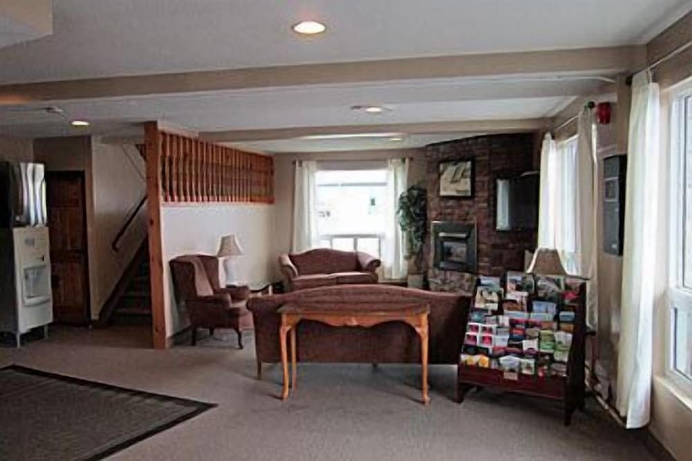Barons Motor Inn photo 2