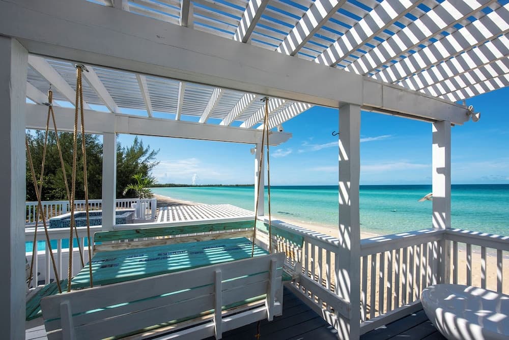 Secluded Luxury: New Beachfront Home With Pool photo 4