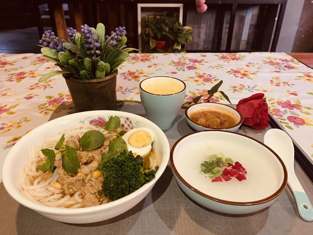 Guilin Lakeside Yige Hotel photo 7