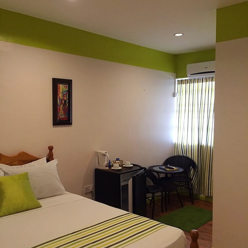 Golden Arrow Inn photo 3