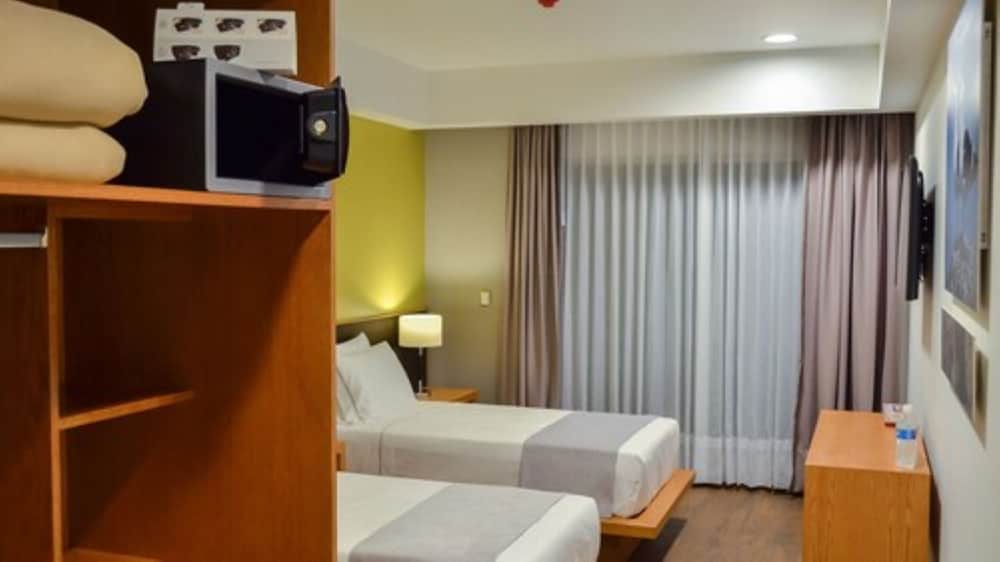 Concept Hotel - Centro Zamora photo 2