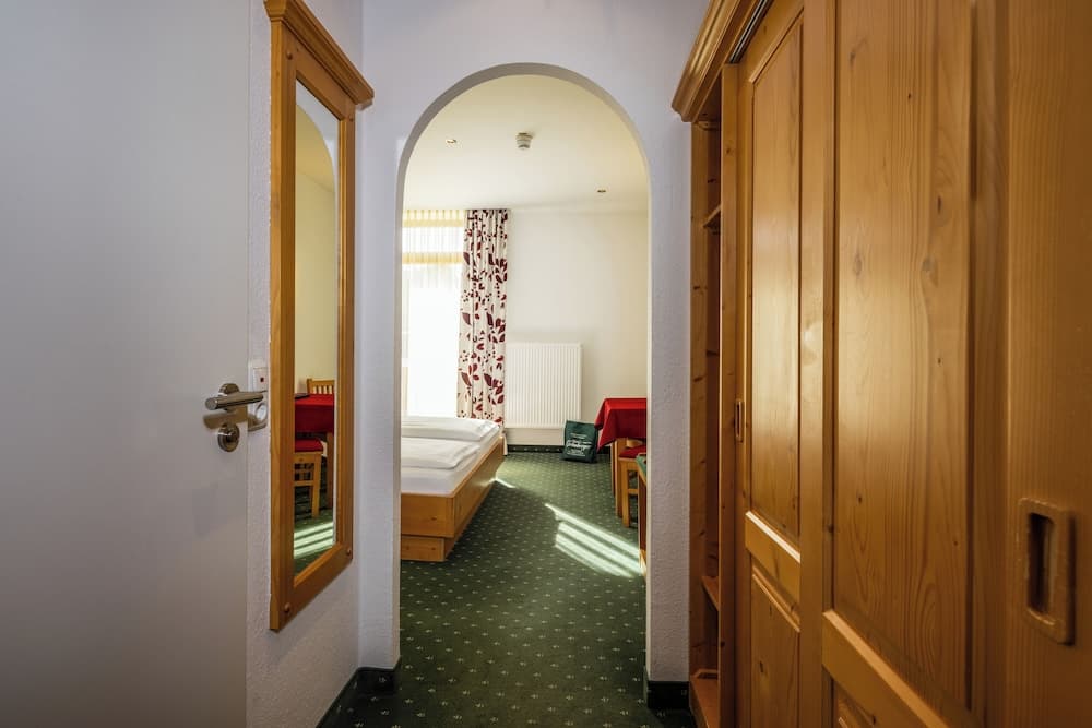Hotel Grünberger photo 2