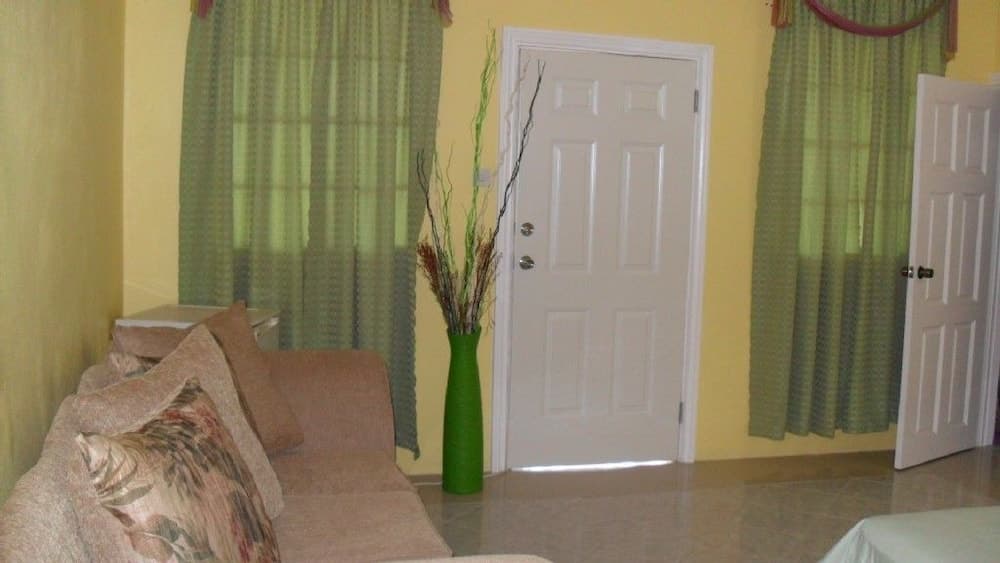 Summers Inn photo 3