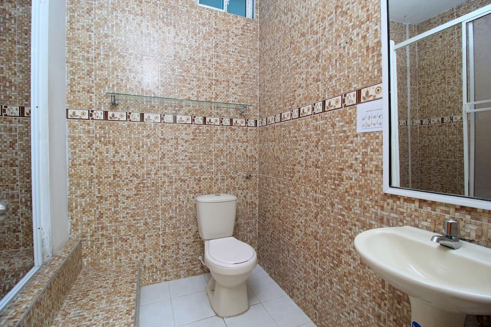 Hotel Abi Inn By GEH Suites photo 3
