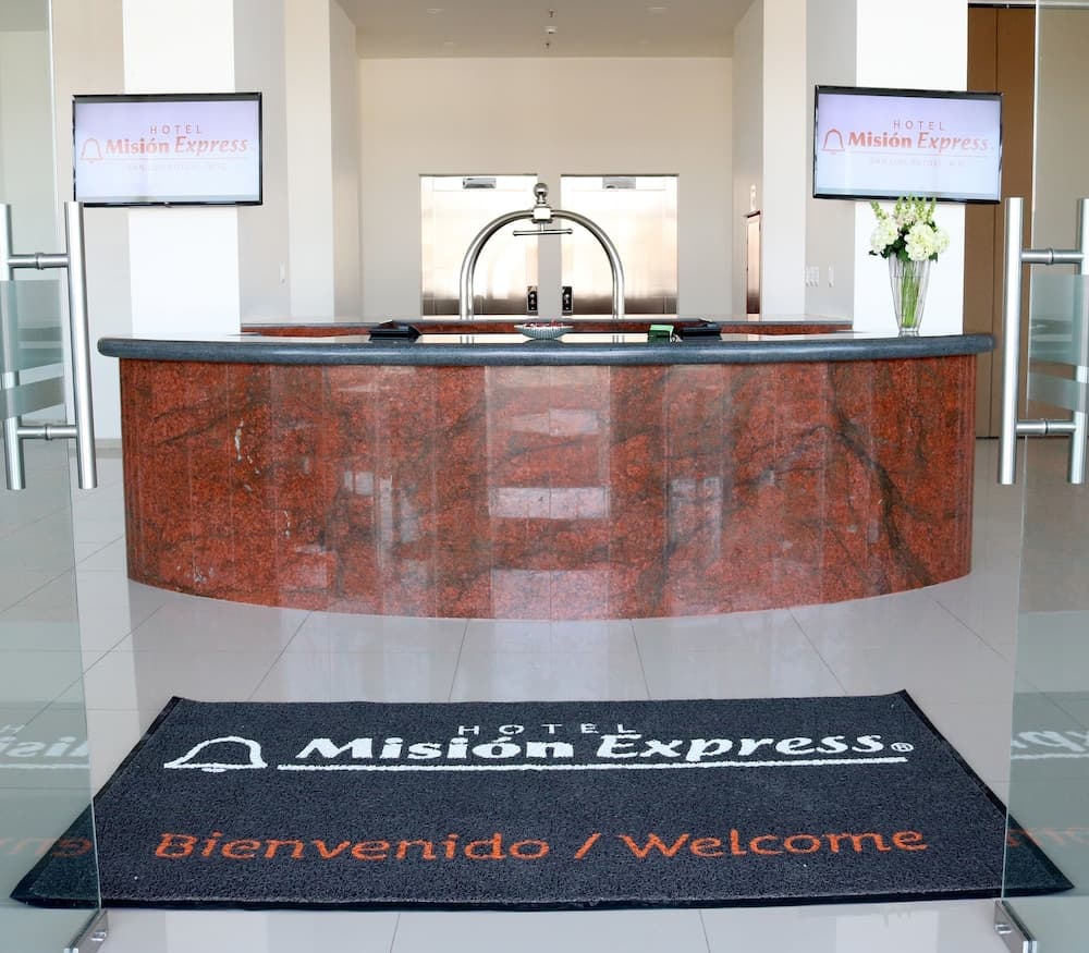 Hotel Misión Express San Luis Potosí photo 9