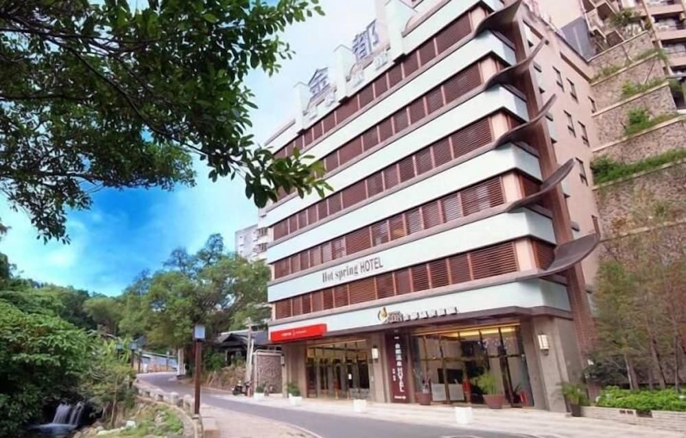 Golden Hotspring Hotel photo 8
