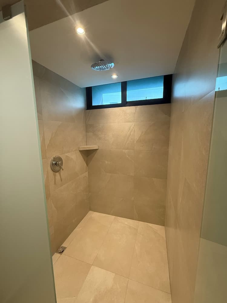 hotel 202 photo 4