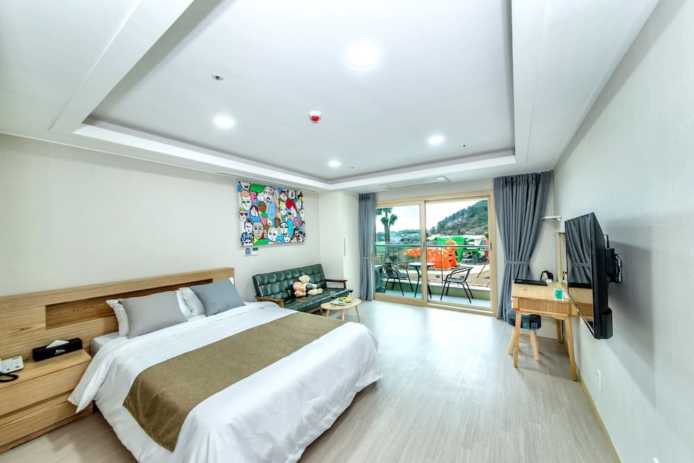hotel room