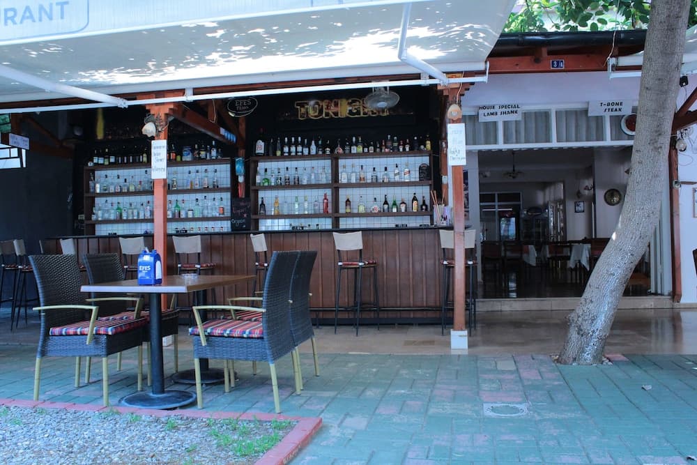 Mola Hotel photo 5