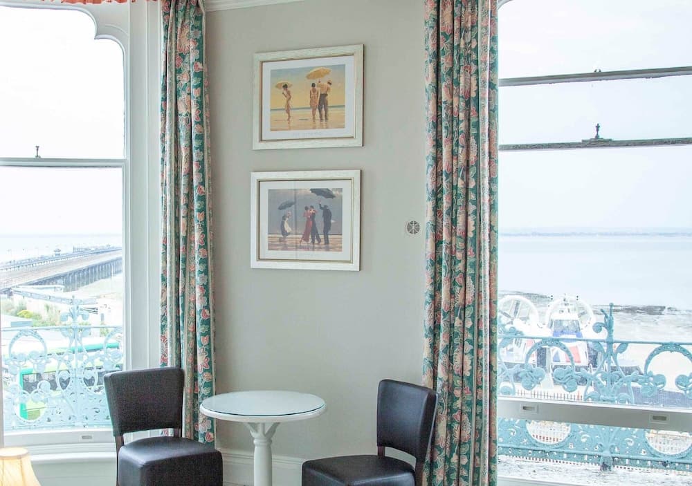Royal Esplanade Hotel photo 4