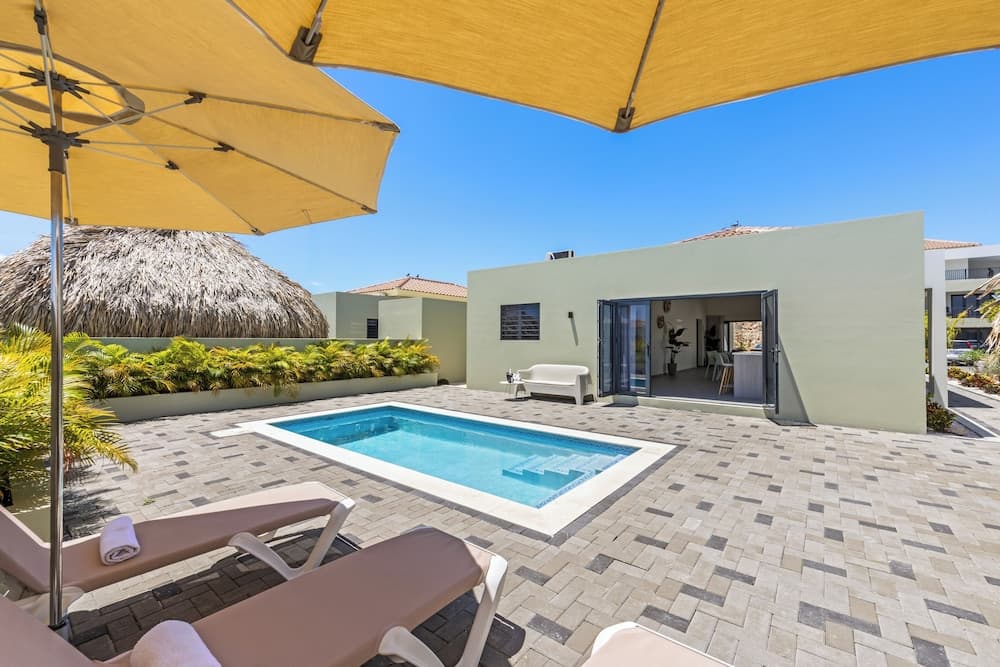 Villa Solana with private pool, Mambo Beach photo 9