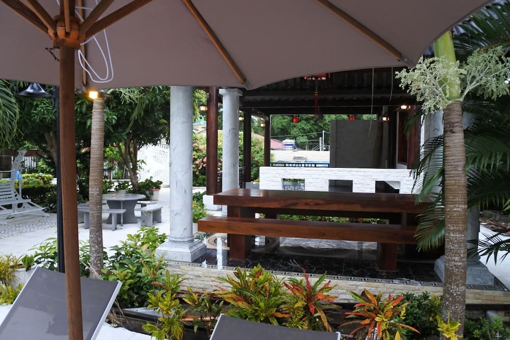 Godiva Phu Quoc Hotel photo 4