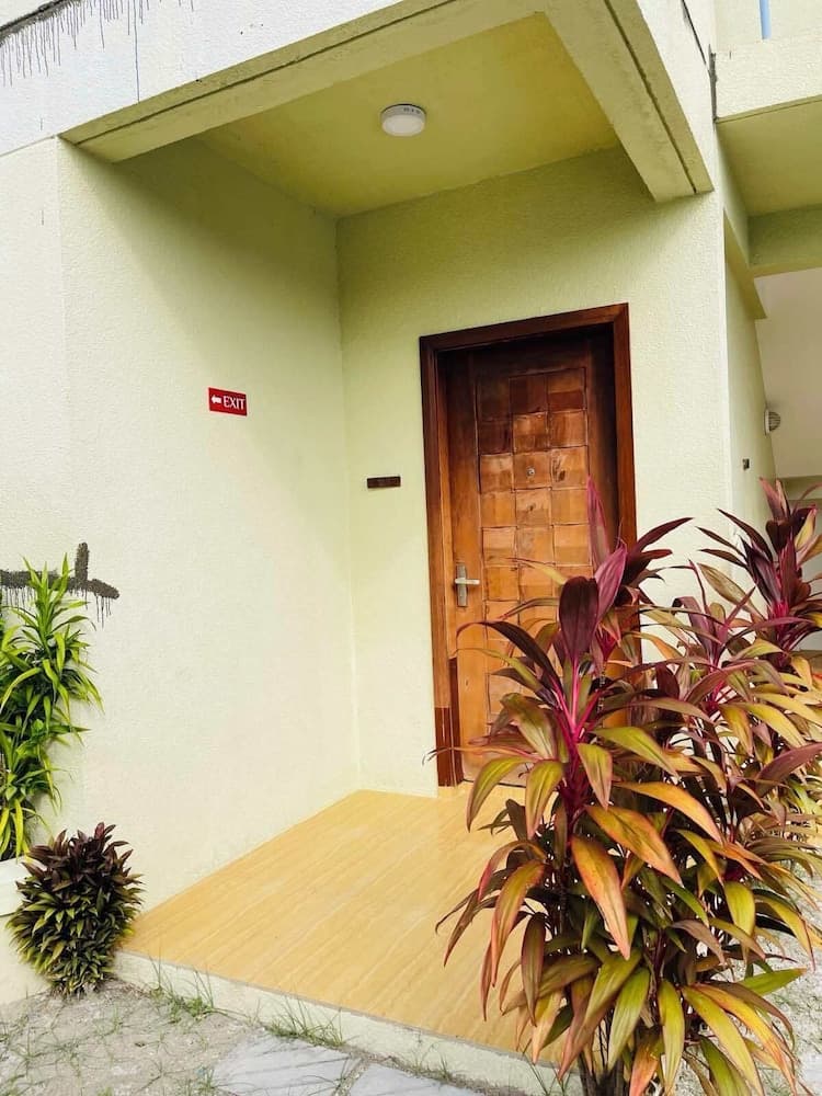 LongBeach Laamu photo 9