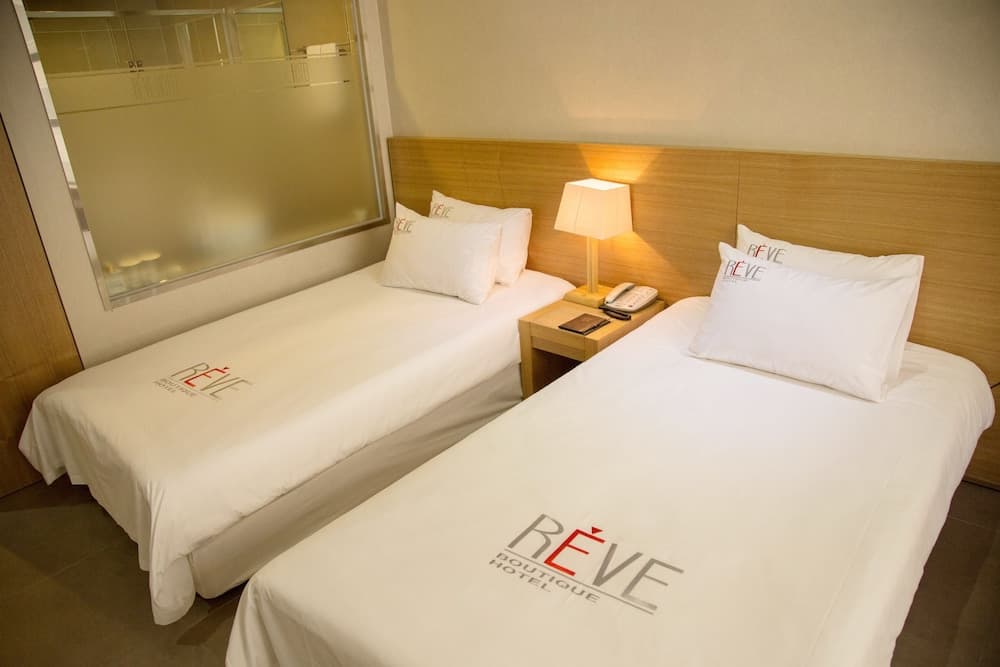 Reve Hotel Jeju photo 7