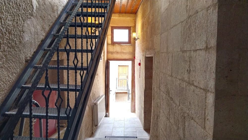 Ekoton Cave Hotel photo 5