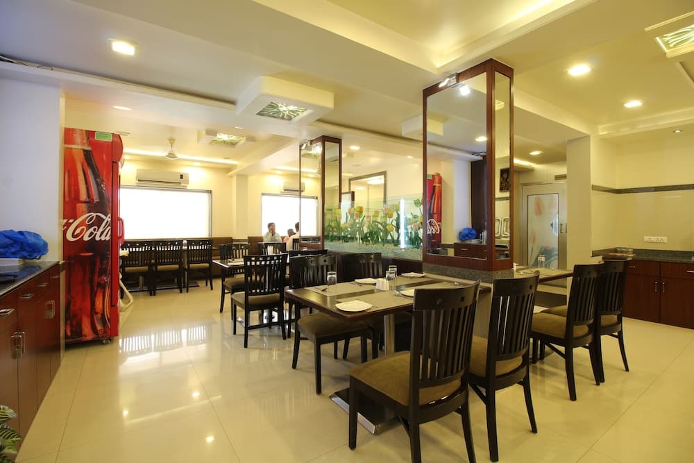 Marigold- Newly Renovated Hotel photo 8