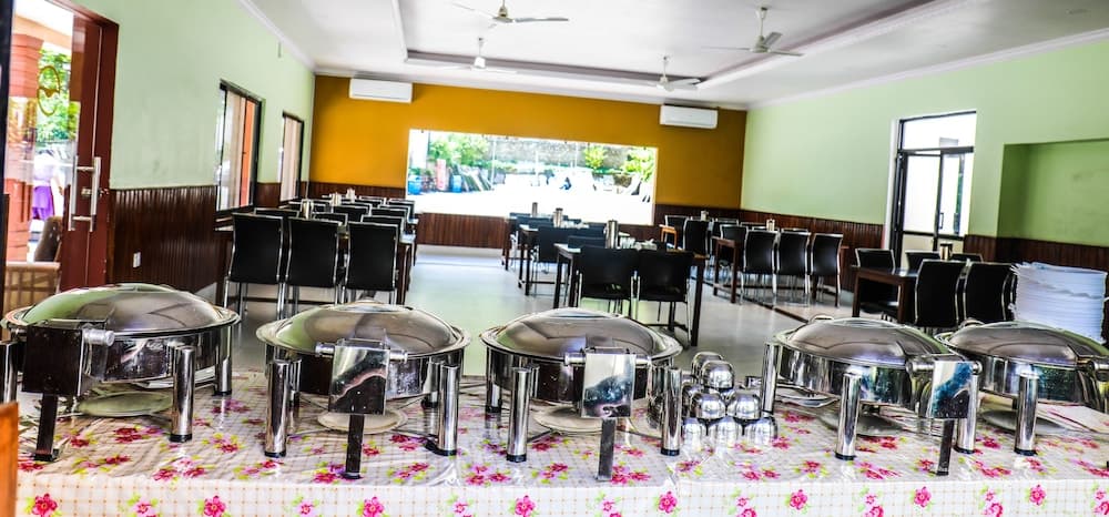 Siddhartha Riverside Resort photo 2