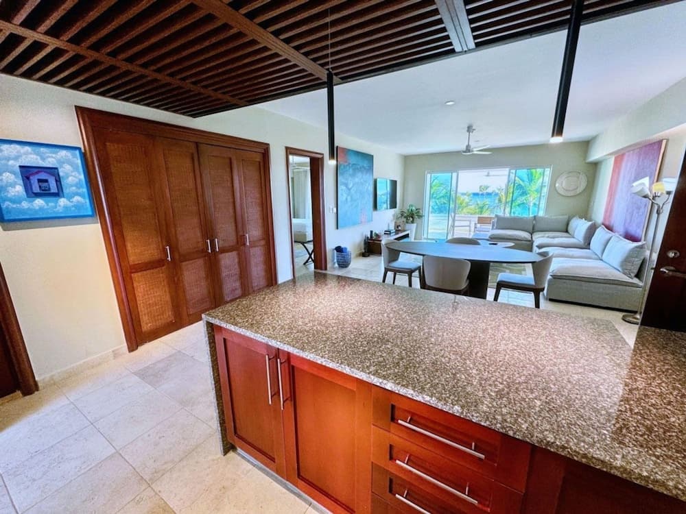 Apt With 2BR and Beach Access in Punta Palmera photo 3