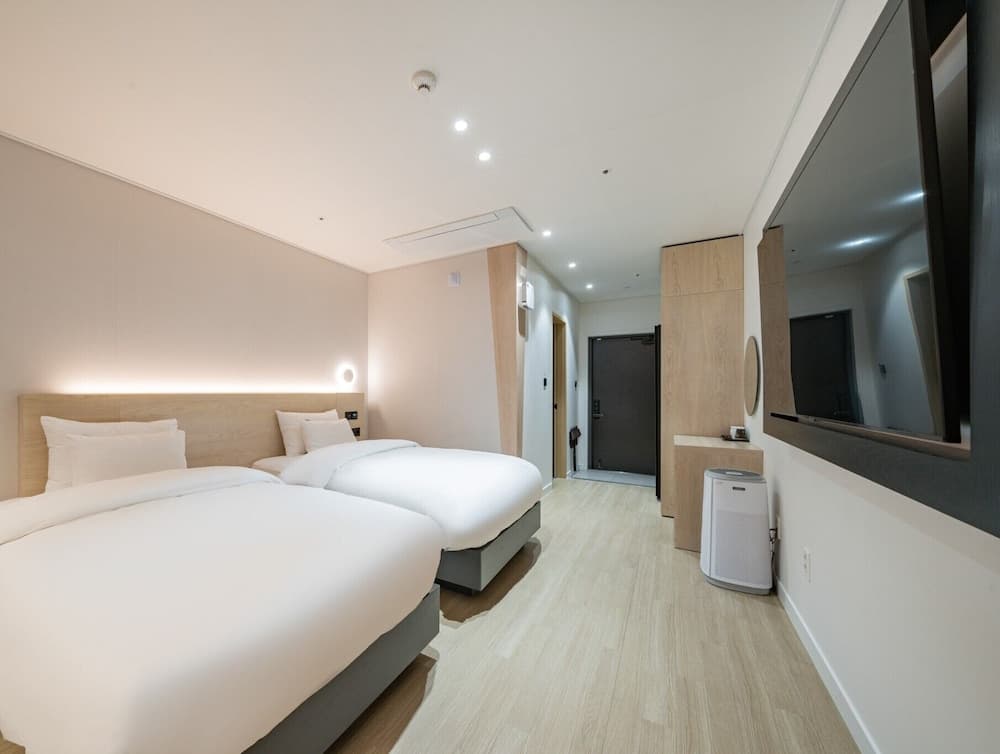 hotel room