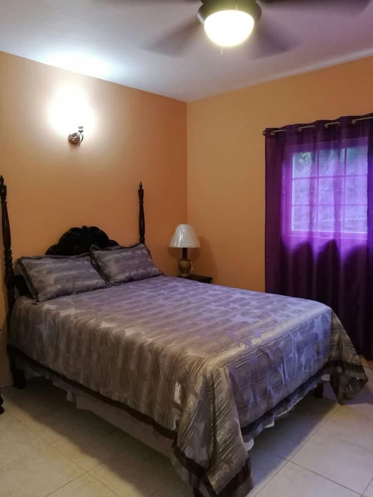 Chancery Hall 3 Bedroom Apartment photo 3