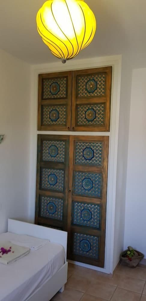 Yasmine Maamoura Beach photo 7