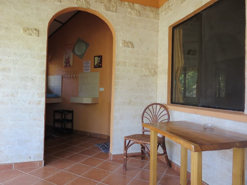 Alonaland Resort Apartelle photo 5