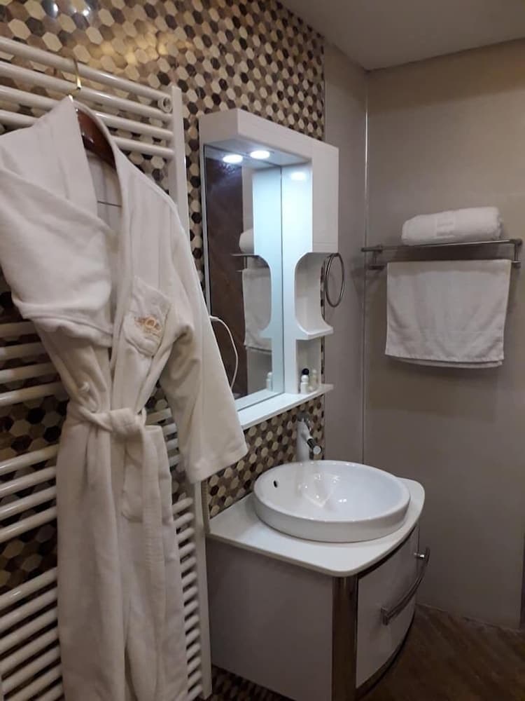 Ferdi Hotel photo 2