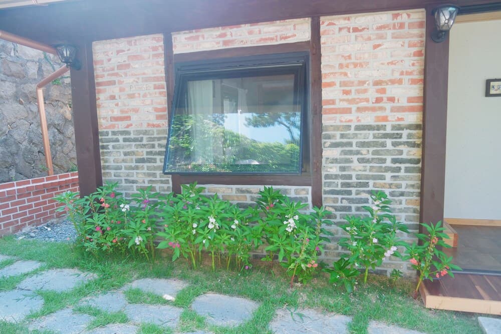 Springtime Guest House photo 3