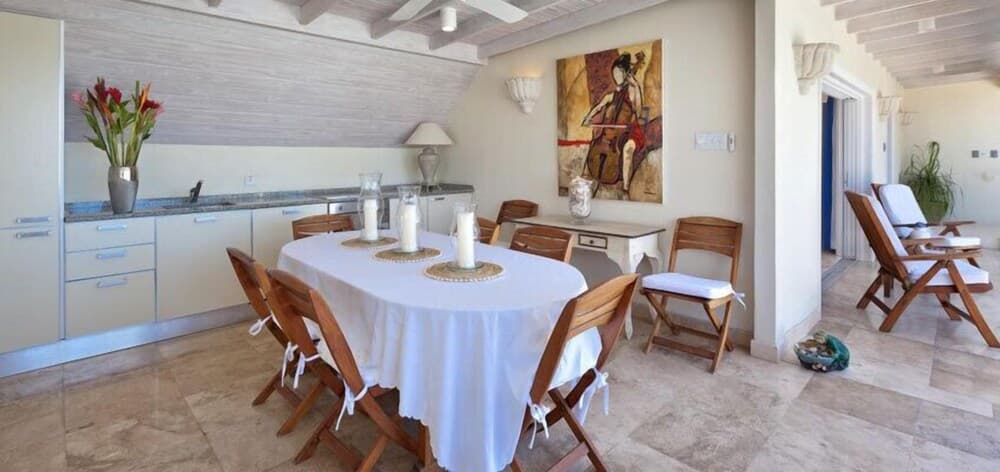 Reeds Penthouse 12 photo 5
