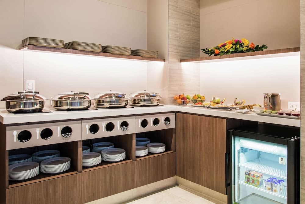 Hampton Inn by Hilton Cucuta photo 9
