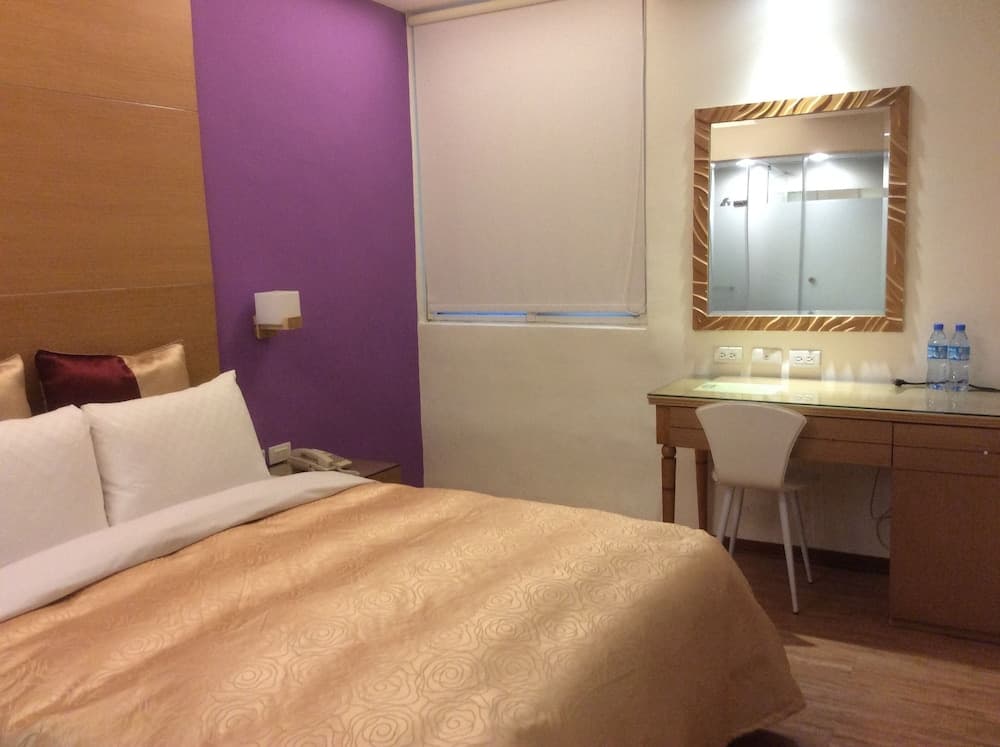 Purple Garden Hotel photo 2