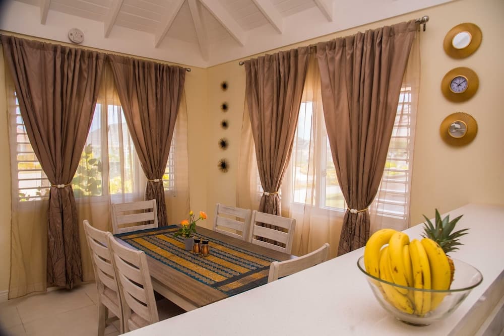 Sunshine Paradise Villa photo 7