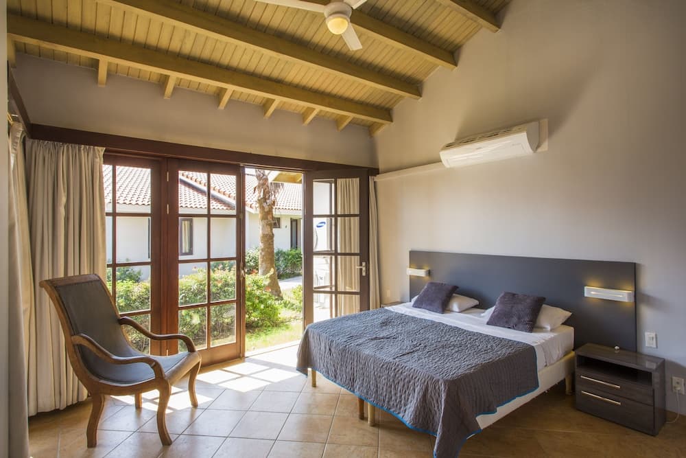 Blue Bay Bungalows photo 2