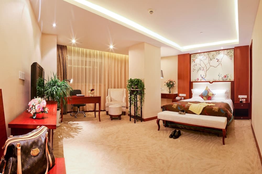 Landison Plaza International Hotel Zhenjiang photo 7