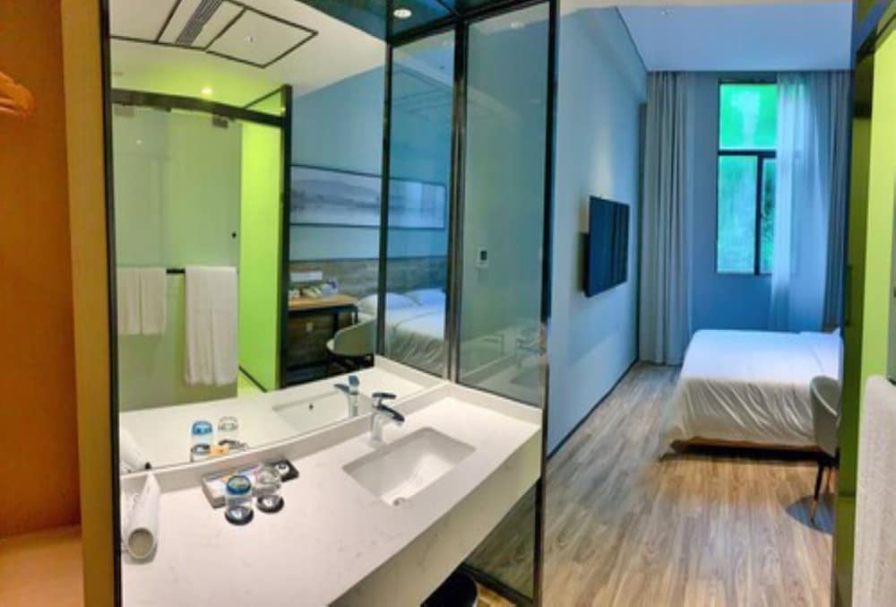 City Inn OCT Loft Branch photo 6