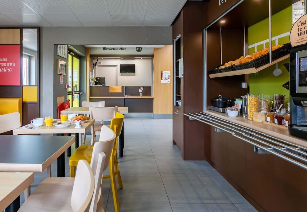 B&B HOTEL Strasbourg Nord Artisans photo 5