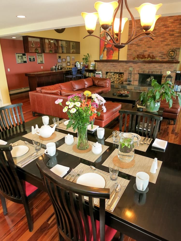 A View of the Lake Bed & Breakfast