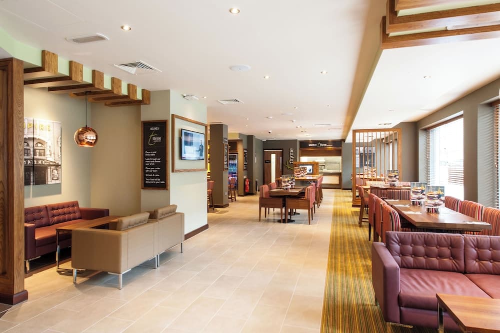 Premier Inn London Hackney photo 4