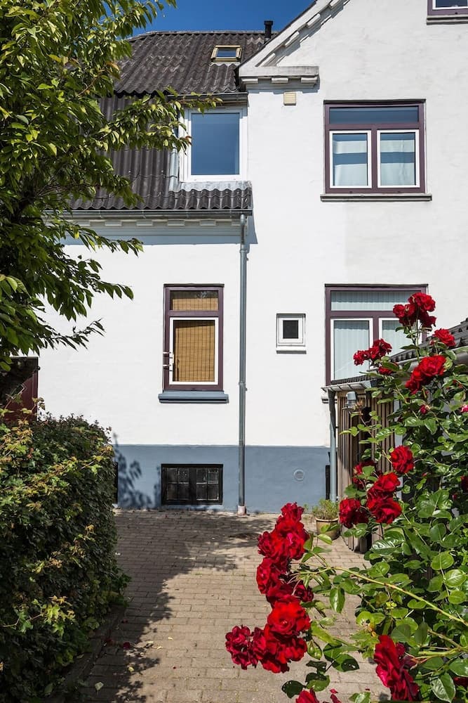 Cozy 1-bedroom Apartment in Aalborg photo 6