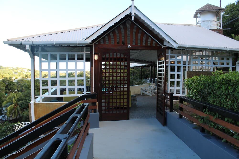 Sugarapple Inn