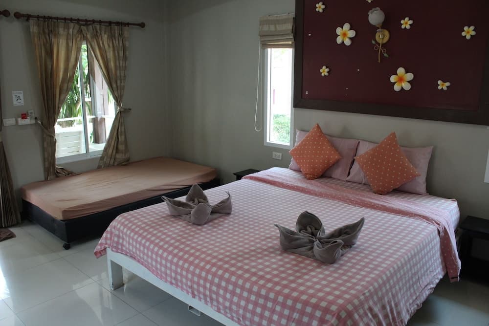 Bee Orchid Pool Villa photo 9