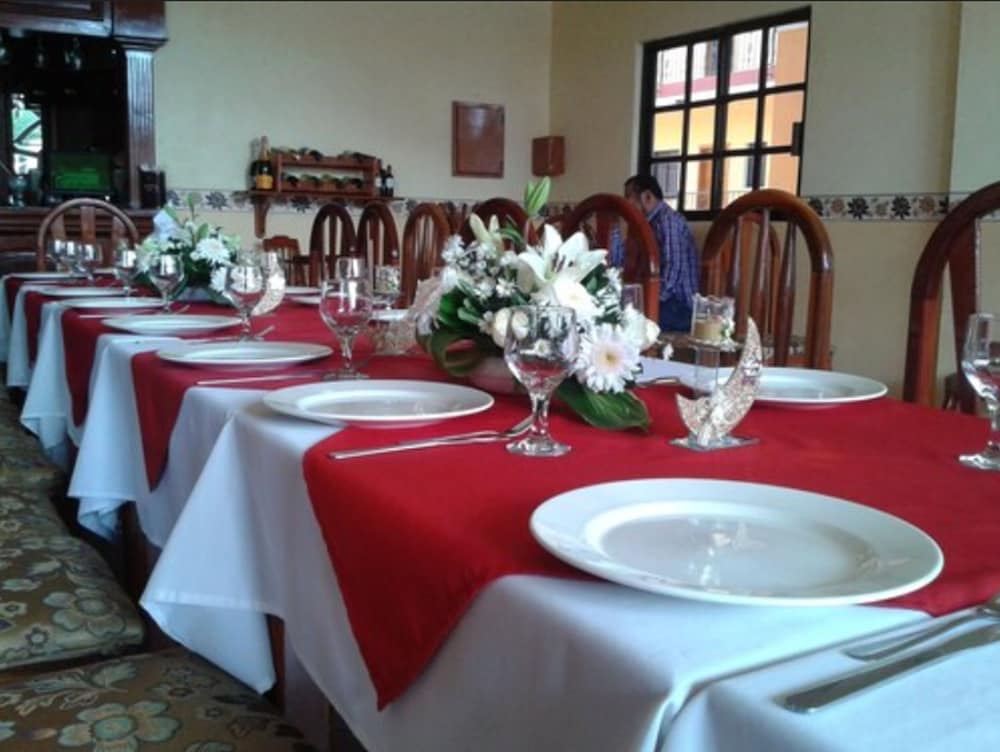 Hotel Arcos del Parque photo 3