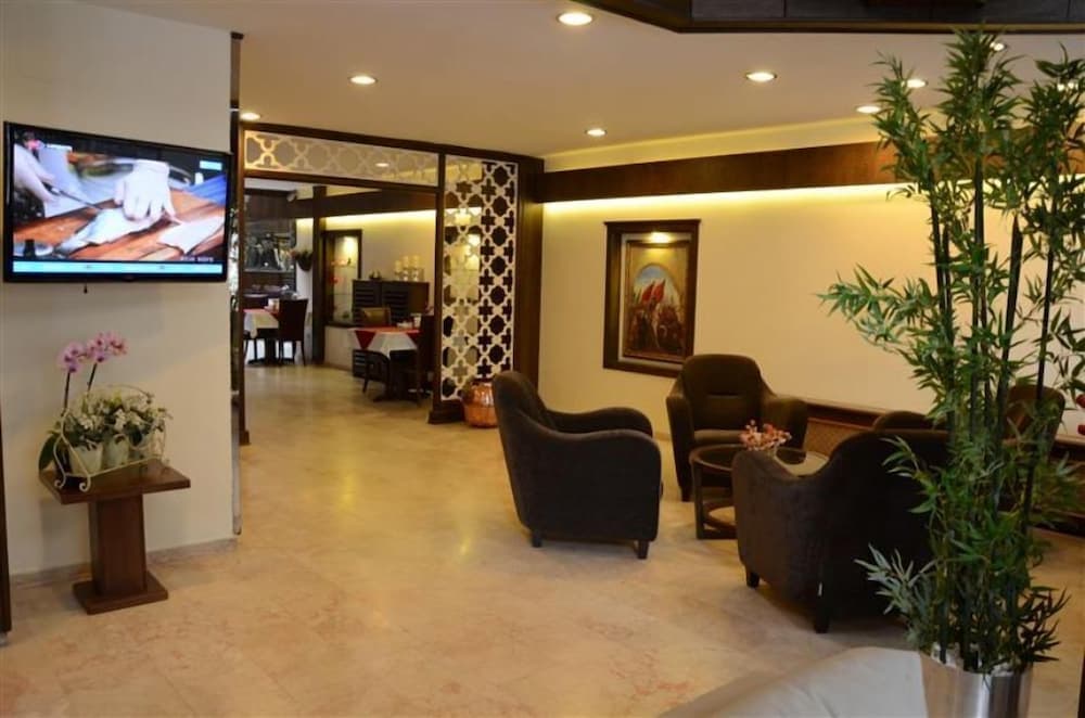 Rest Hotel photo 4