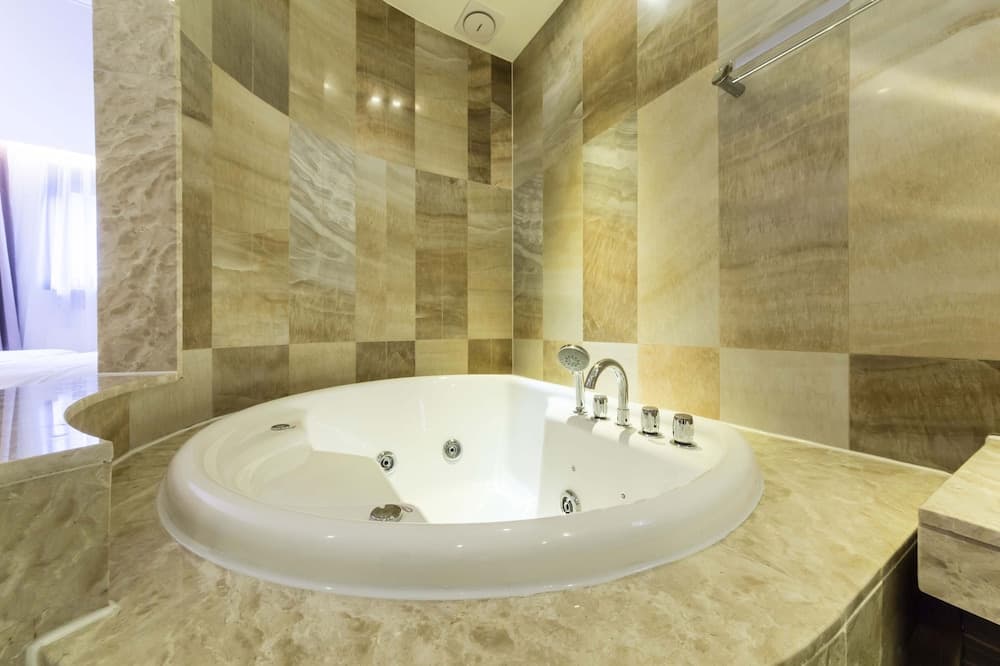 Guri Galmae Indi Present Hotel photo 6