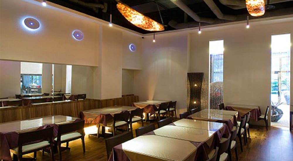 Golden Hotspring Hotel photo 9