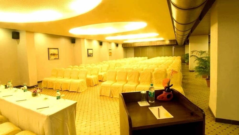 Sai Palace Hotel photo 9