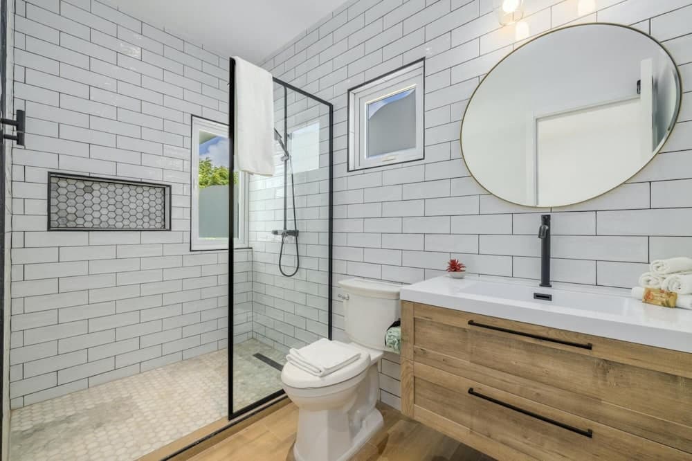 NEW Modern 2BR 2BA w Privatepool in Quiet Area photo 7