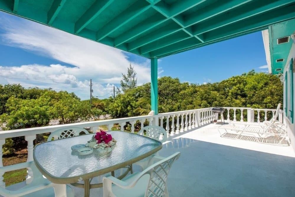 Key Lime Cottage 2 Bedroom Home photo 9