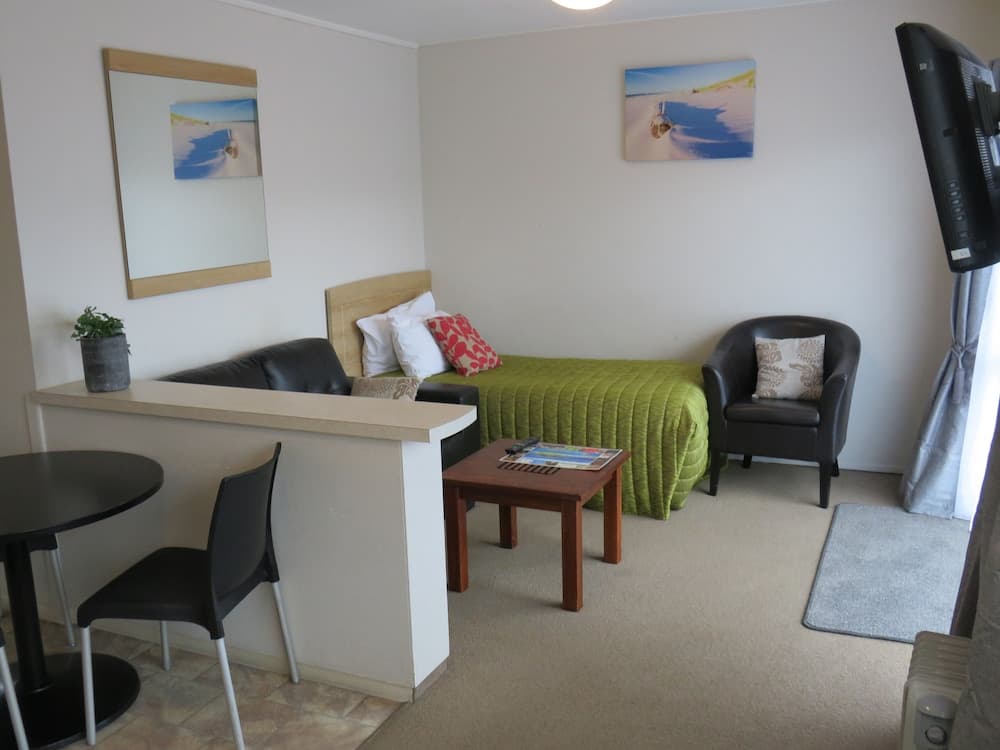 Blue Wave Motel Mount Maunganui photo 5