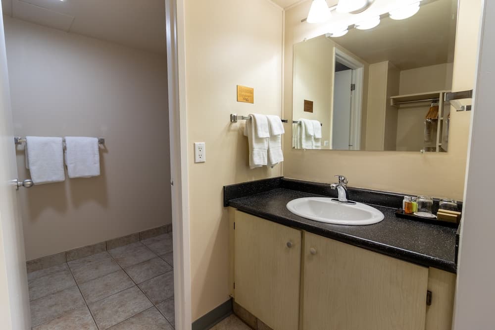 BCMInns Fort McMurray photo 3